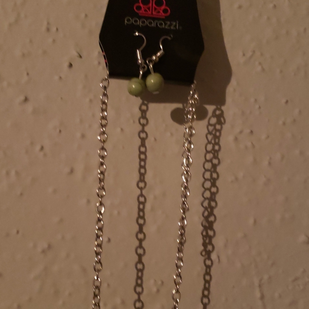 Jewelry - Picture 2 of 3